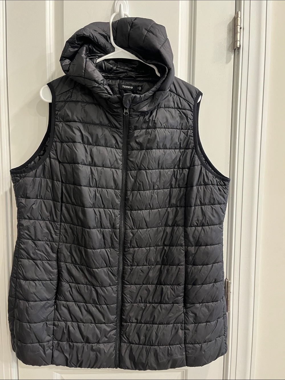 torrid Black Quilted Hooded Puffer Vest - Sleeveless Layering Piece